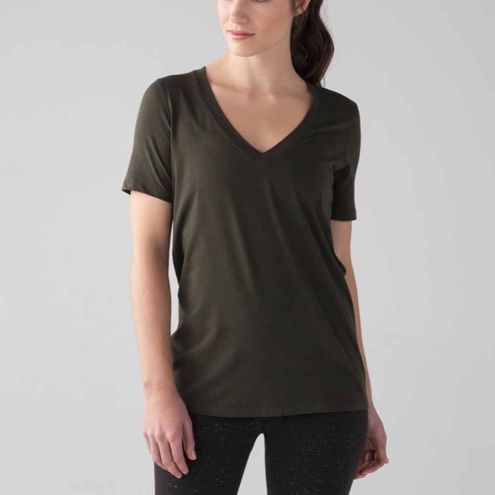 Lululemon Love Tee IV Dark Olive PTP 19”